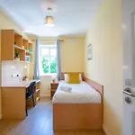 74 - 4 Bed Townhouse With Parking * Galway