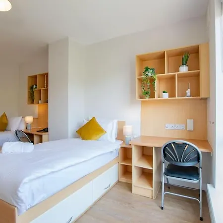 Ferienhaus 74 - 4 Bed Townhouse With Parking By Shortstays Galway