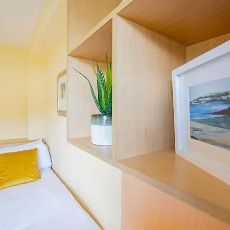 74 - 4 Bed Townhouse With Parking By Shortstays Ferienhaus Galway