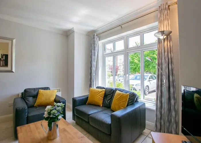 74 - 4 Bed Townhouse With Parking By Shortstays Prázdninový dům *