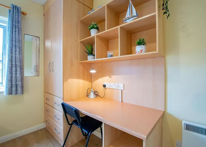 74 - 4 Bed Townhouse With Parking By Shortstays ゴールウェイ