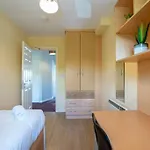 Casa de Férias 74 - 4 Bed Townhouse With Parking By Shortstays