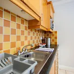 74 - 4 Bed Townhouse With Parking By Shortstays Casa de Férias